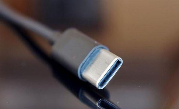 DB2确定某个表的统计信息的具体收集时间如何操作？