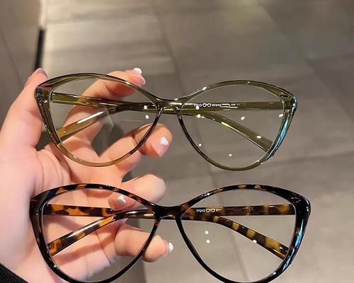 Graphcore携手百度飞桨 共建全球软硬AI生态